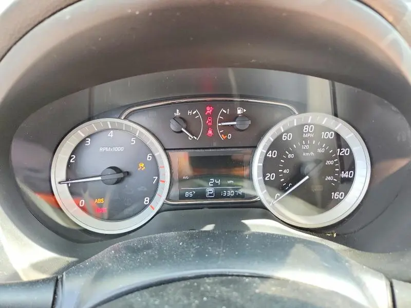 2015 NISSAN SENTRA SV  