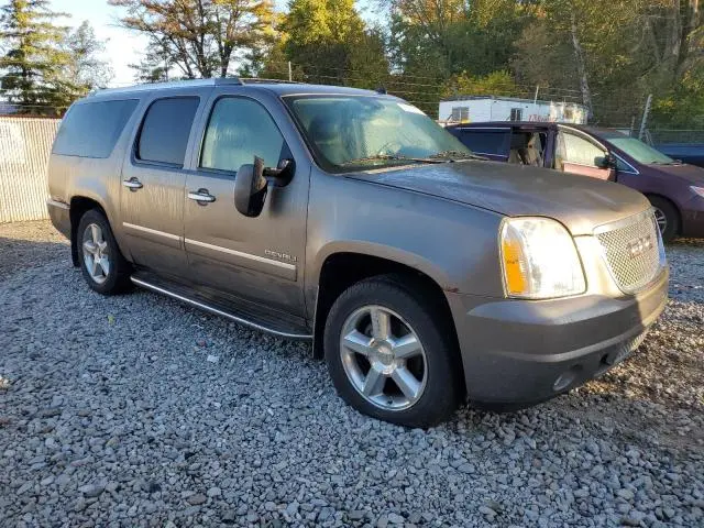 2011 GMC YUKON XL DENALI  
