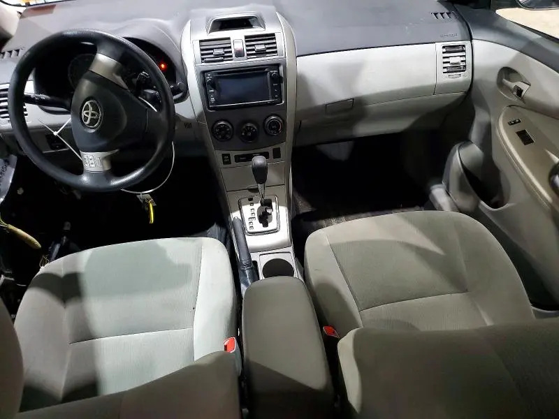 2013 TOYOTA COROLLA BASE  