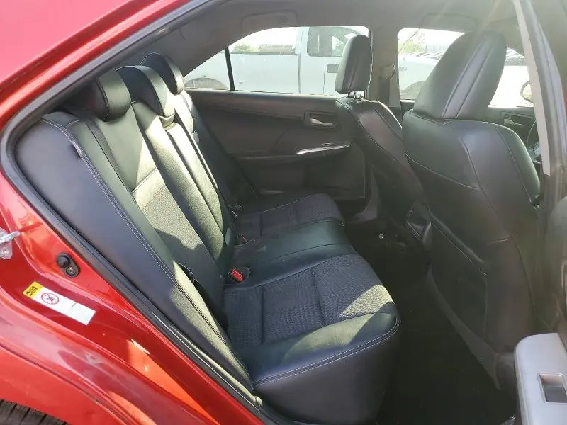 2012 TOYOTA CAMRY SE  