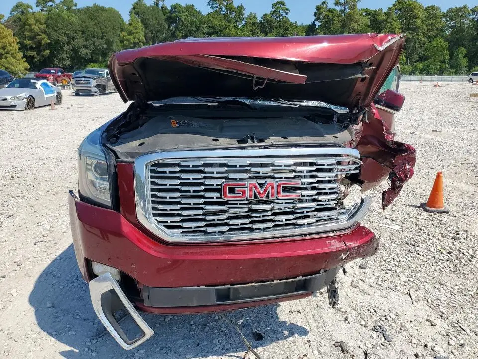 2018 GMC YUKON DENALI  