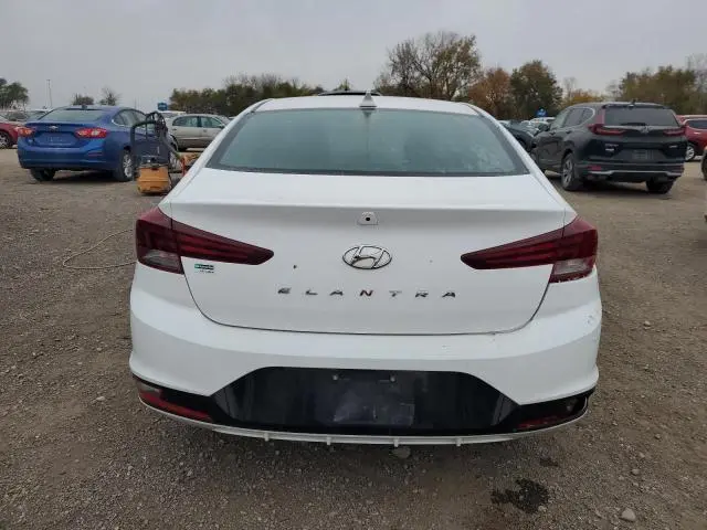 2020 HYUNDAI ELANTRA SEL  