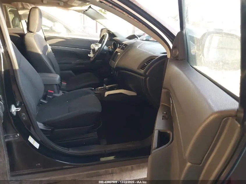 2014 MITSUBISHI OUTLANDER SPORT ES