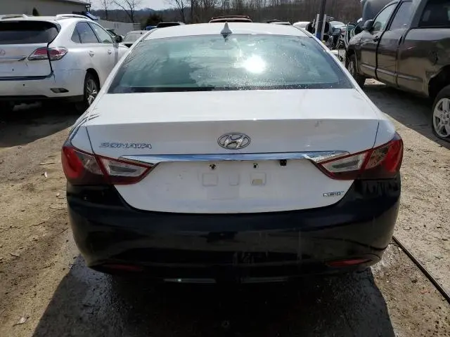 2011 HYUNDAI SONATA SE