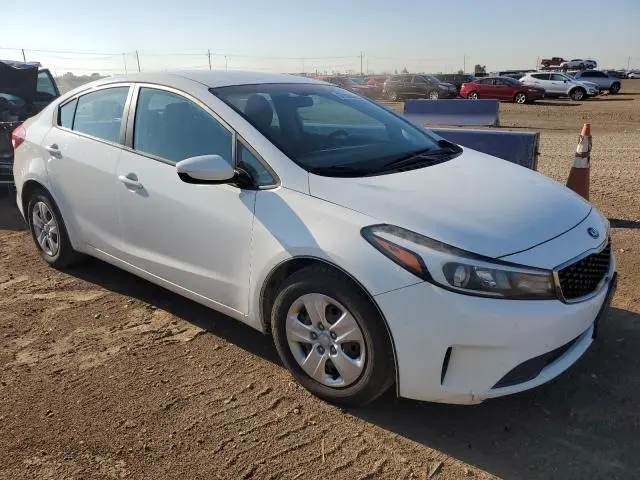 2017 KIA FORTE LX  