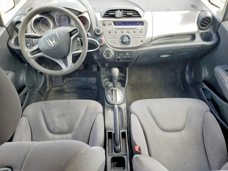 2010 HONDA FIT   