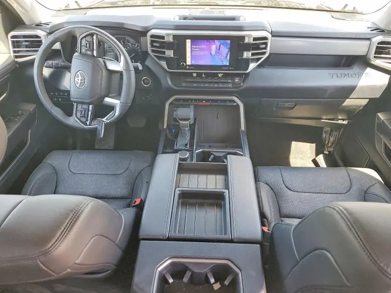 2023 TOYOTA TUNDRA SR5  
