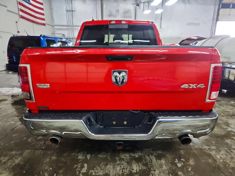 2015 RAM 1500 LARAMIE  