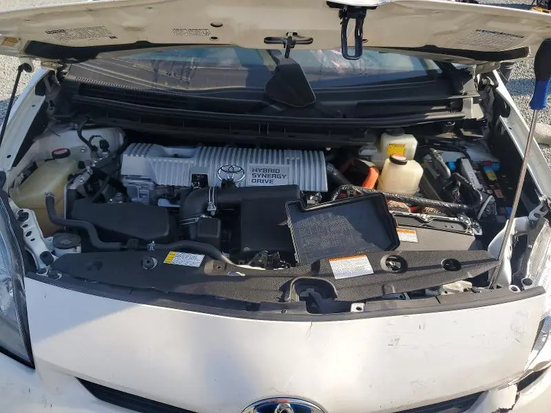 2015 TOYOTA PRIUS FIVE  