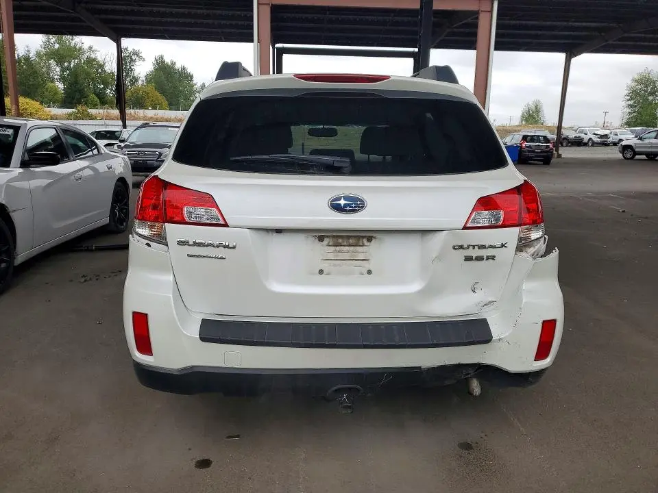 2012 SUBARU OUTBACK 3.6R PREMIUM  