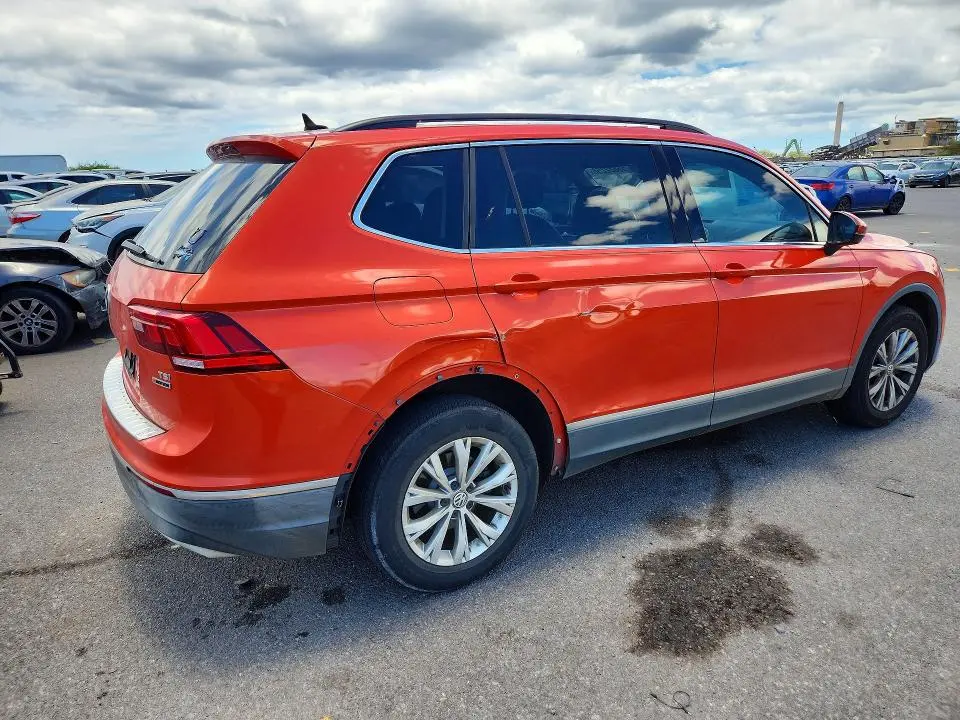 2018 VOLKSWAGEN TIGUAN   