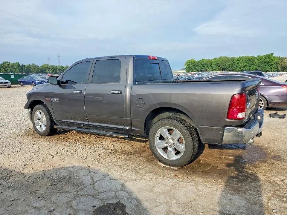 2017 RAM 1500 SLT  