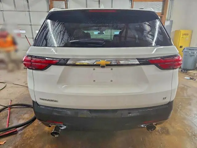 2023 CHEVROLET TRAVERSE LT  
