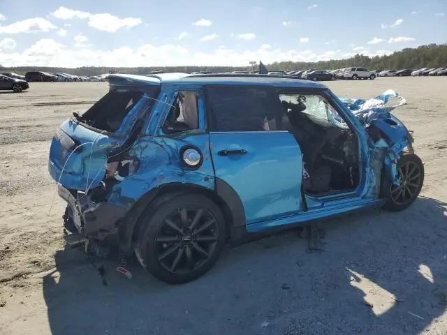 2018 MINI COOPER S  