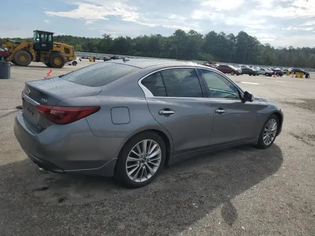 2021 INFINITI Q50 LUXE  