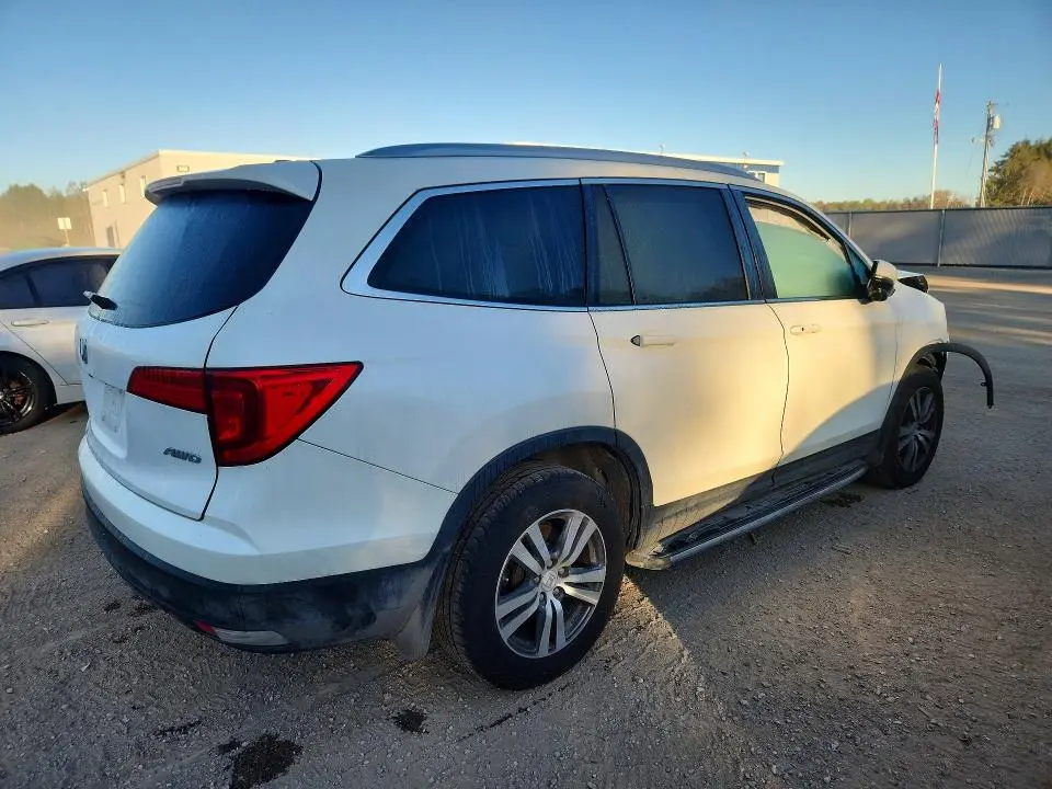 2017 HONDA PILOT EXLN  