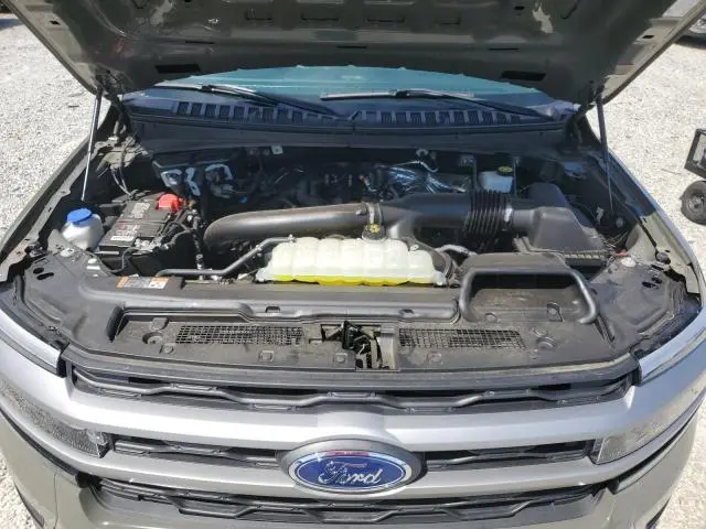 2024 FORD EXPEDITION XLT  