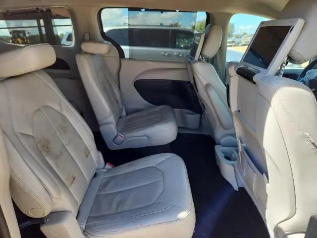 2017 CHRYSLER PACIFICA TOURING L PLUS  