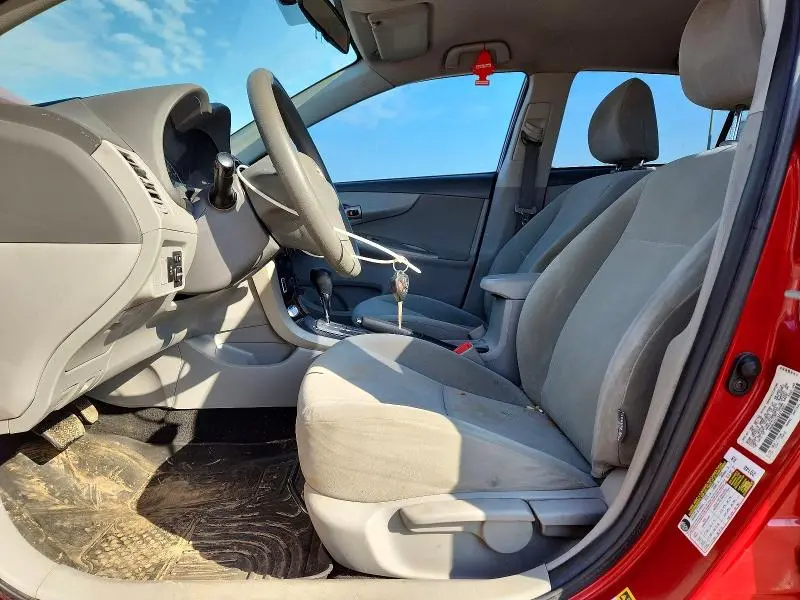 2010 TOYOTA COROLLA LE  