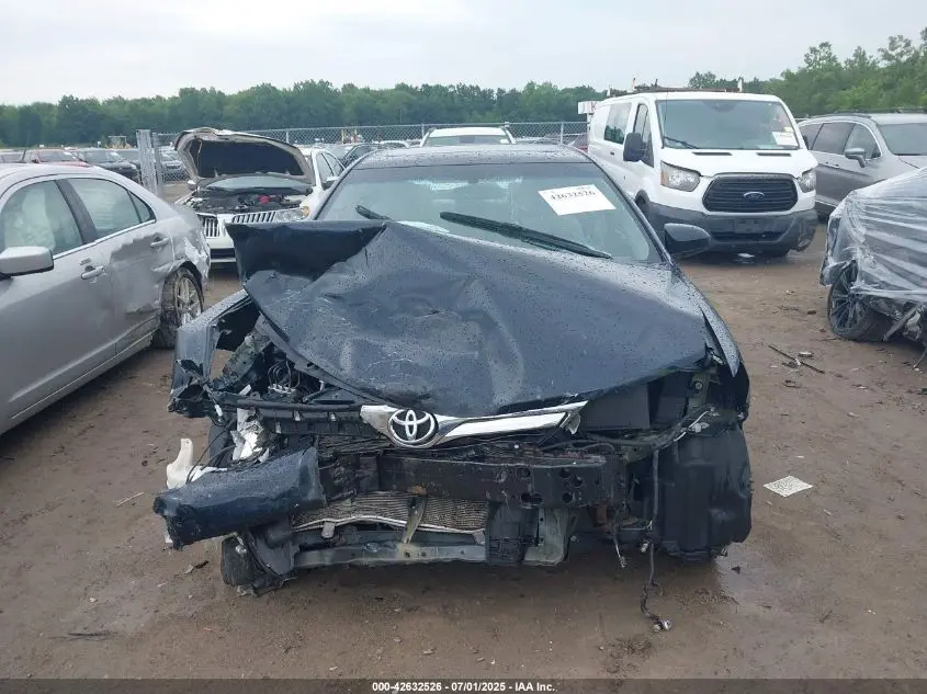 2014 TOYOTA CAMRY XLE