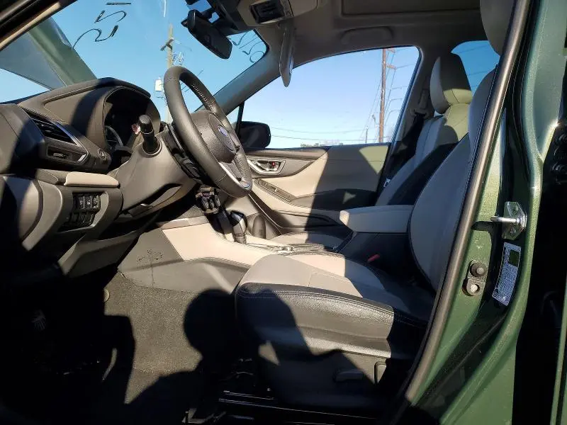 2022 SUBARU FORESTER LIMITED  