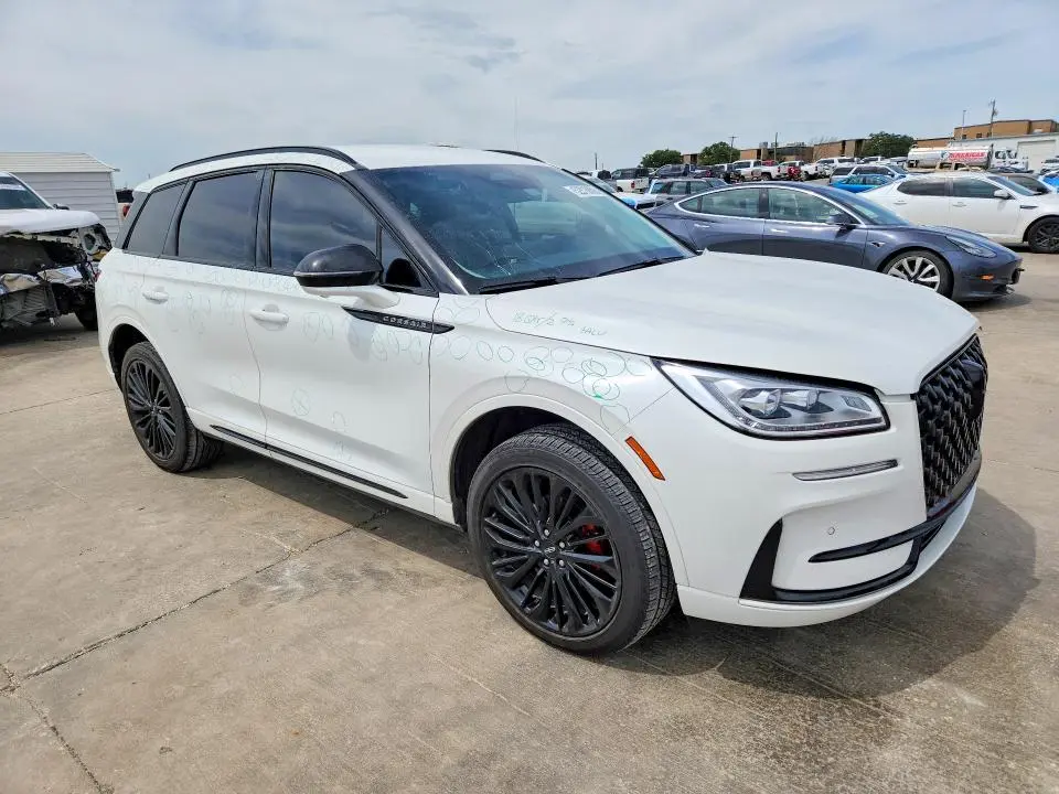 2023 LINCOLN CORSAIR RESERVE  