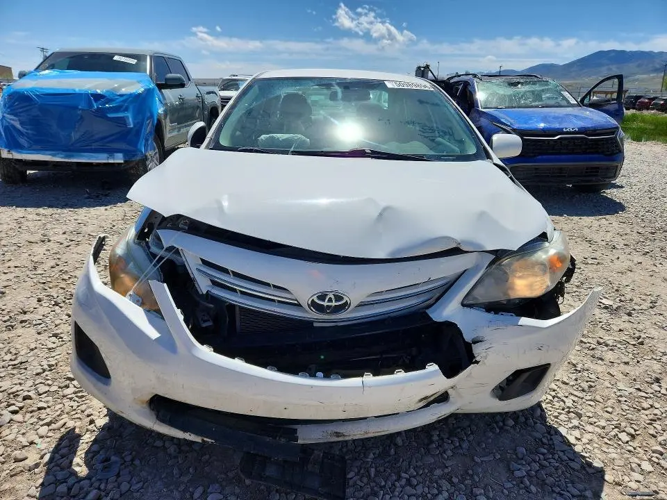 2013 TOYOTA COROLLA LE  