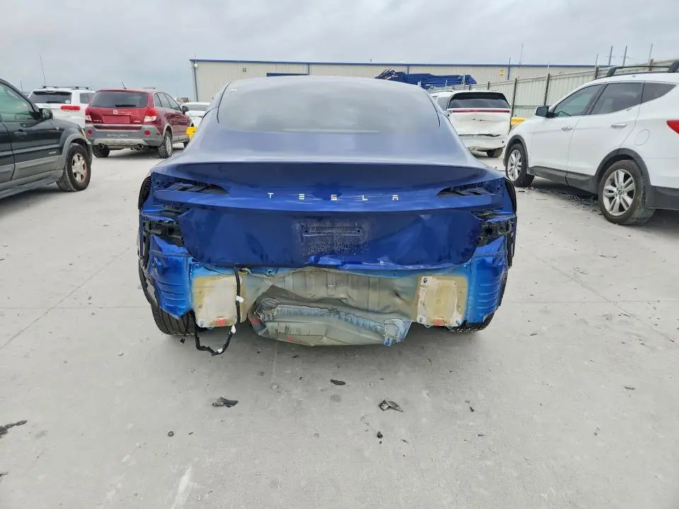 2024 TESLA MODEL 3   
