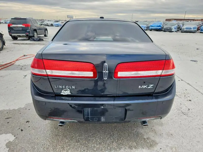 2011 LINCOLN MKZ   