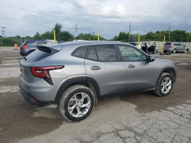2024 CHEVROLET TRAX LS  
