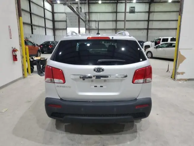 2013 KIA SORENTO LX  