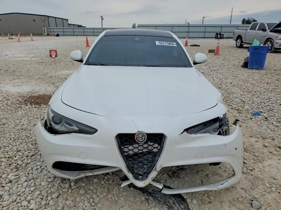 2018 ALFA ROMEO GIULIA TI Q4  