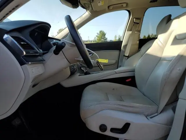 2020 VOLVO XC90 T5 MOMENTUM
