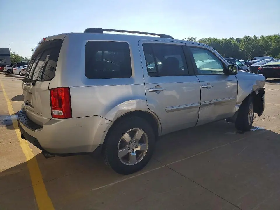 2011 HONDA PILOT EXL  