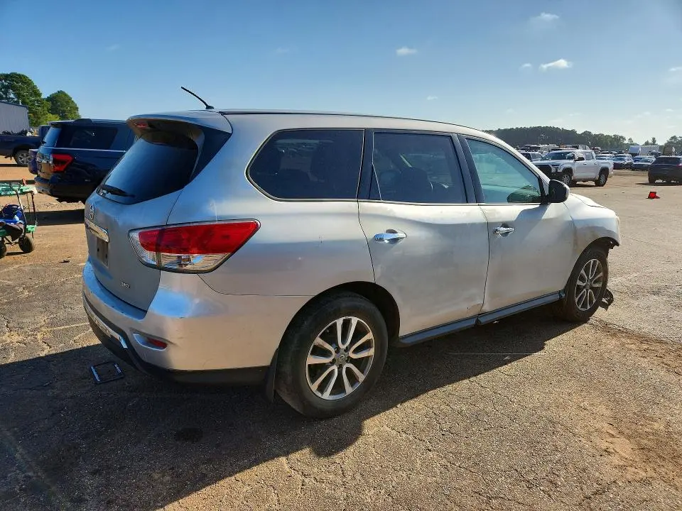 2015 NISSAN PATHFINDER S  