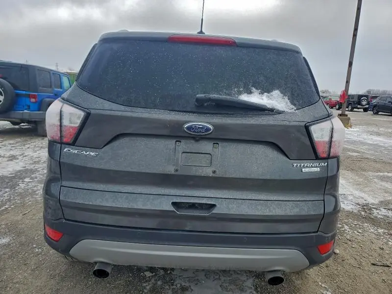 2017 FORD ESCAPE TITANIUM  
