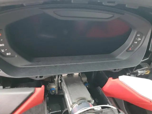 2019 LAMBORGHINI URUS   