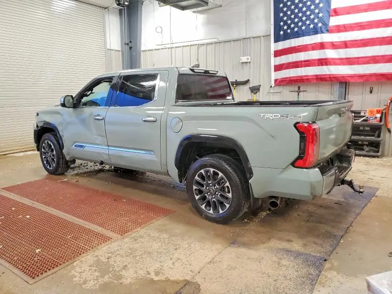 2025 TOYOTA TUNDRA CREWMAX PLATINUM  