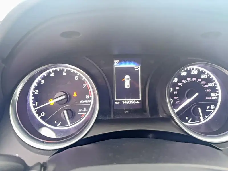 2018 TOYOTA CAMRY SE  