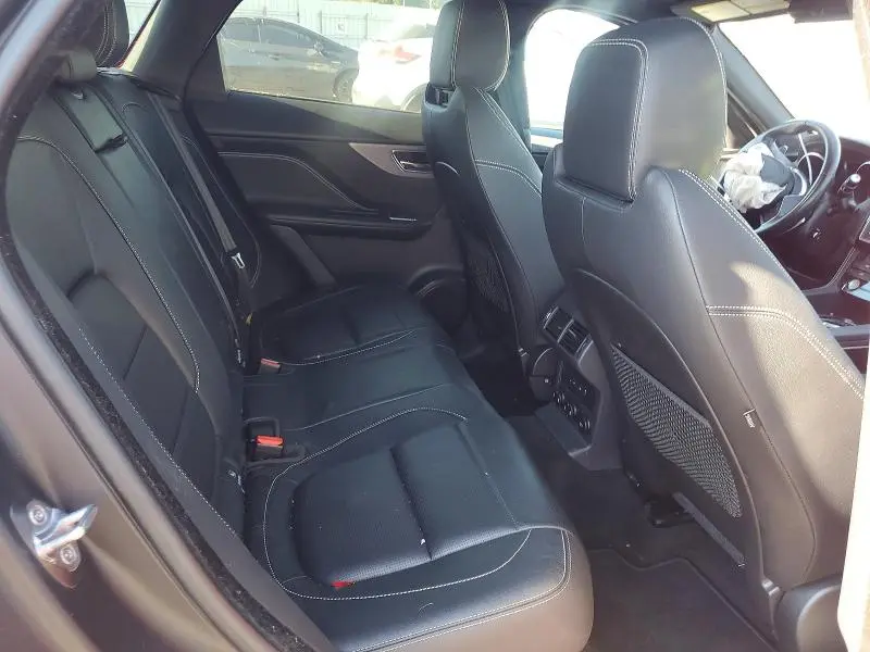 2017 JAGUAR F-PACE S  