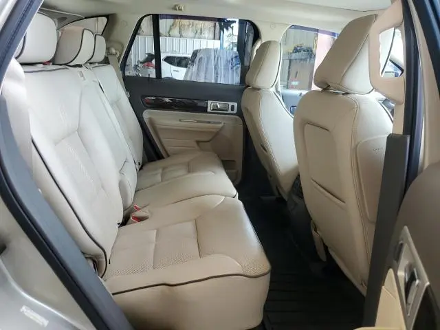 2010 LINCOLN MKX   
