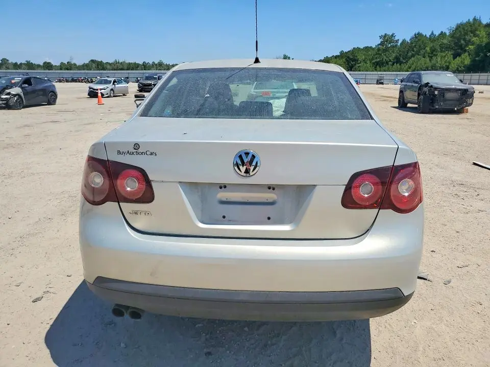 2010 VOLKSWAGEN JETTA LIMITED  