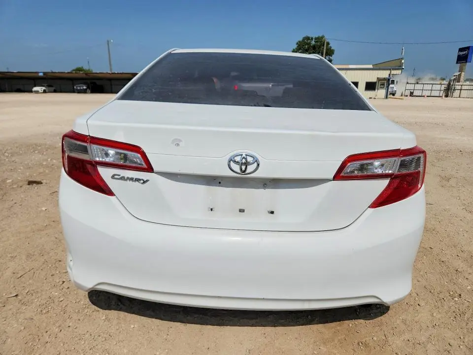 2012 TOYOTA CAMRY L  