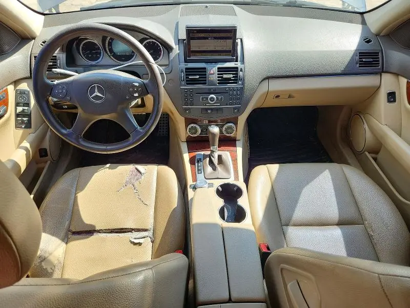2011 MERCEDES-BENZ C 300  