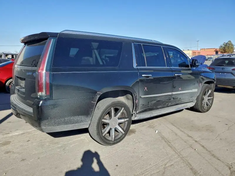2017 CADILLAC ESCALADE ESV LUXURY  