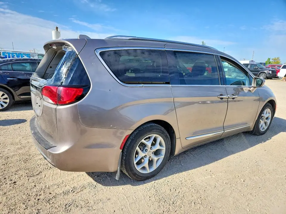 2018 CHRYSLER PACIFICA TOURING L  