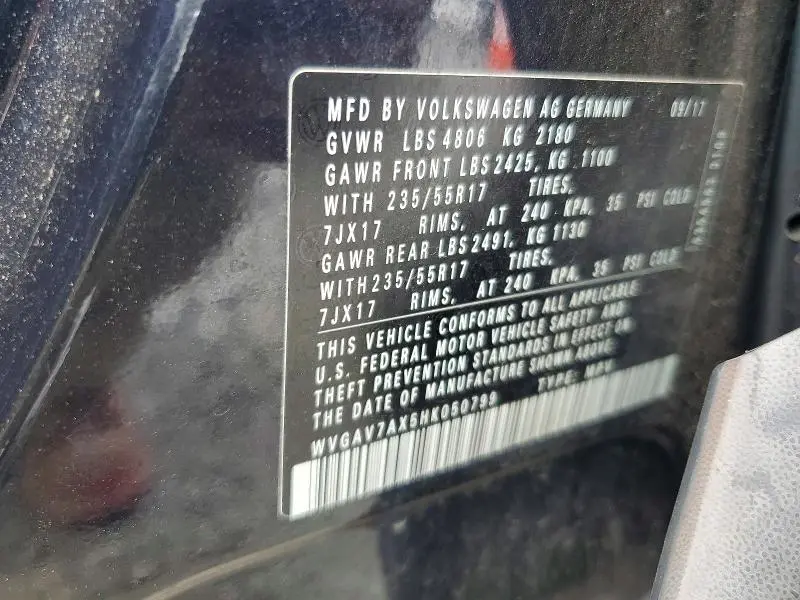 2017 VOLKSWAGEN TIGUAN S  