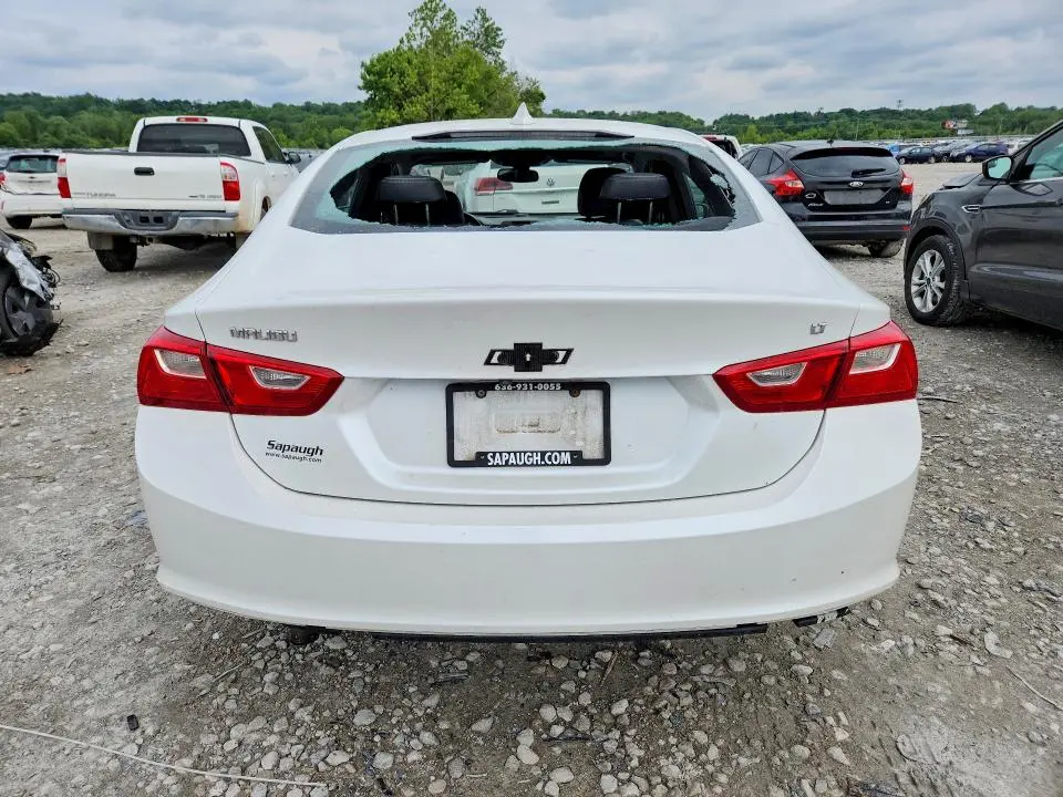 2017 CHEVROLET MALIBU LT  