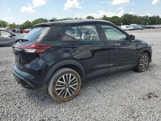 2021 NISSAN KICKS SV  