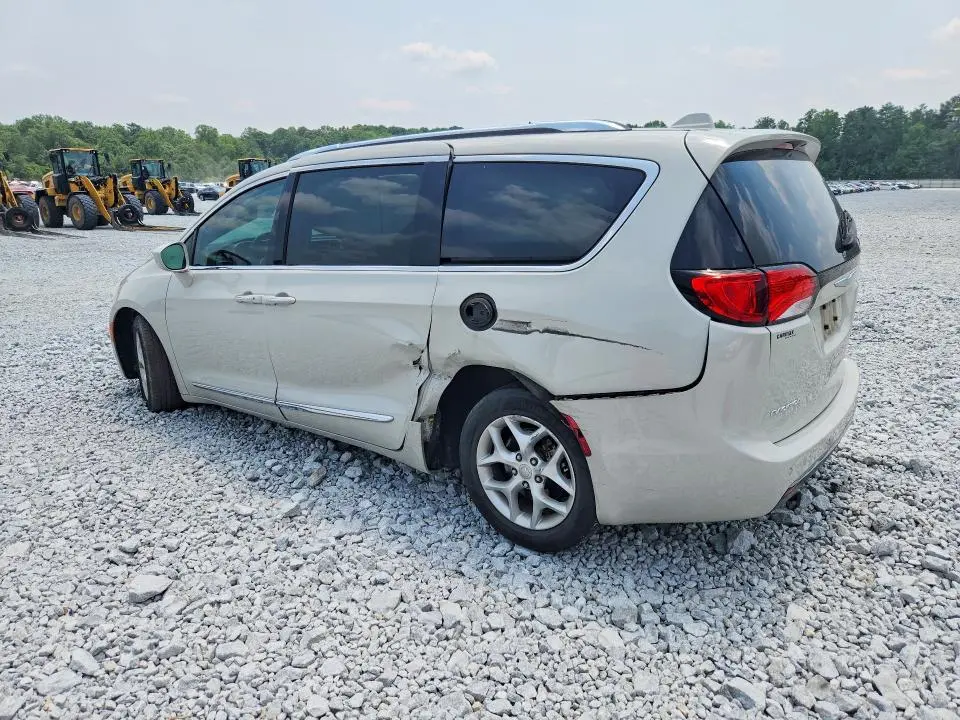 2017 CHRYSLER PACIFICA TOURING L PLUS  